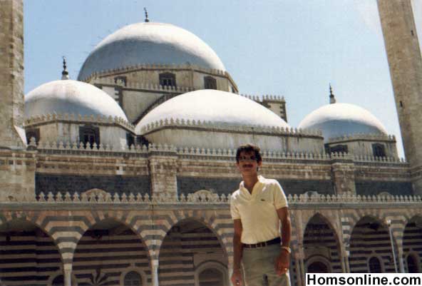 Homs_MosqueCoupel.jpg - Siria, Homs - Khaled Ben al Walid Mosque Metal Dome, 1986